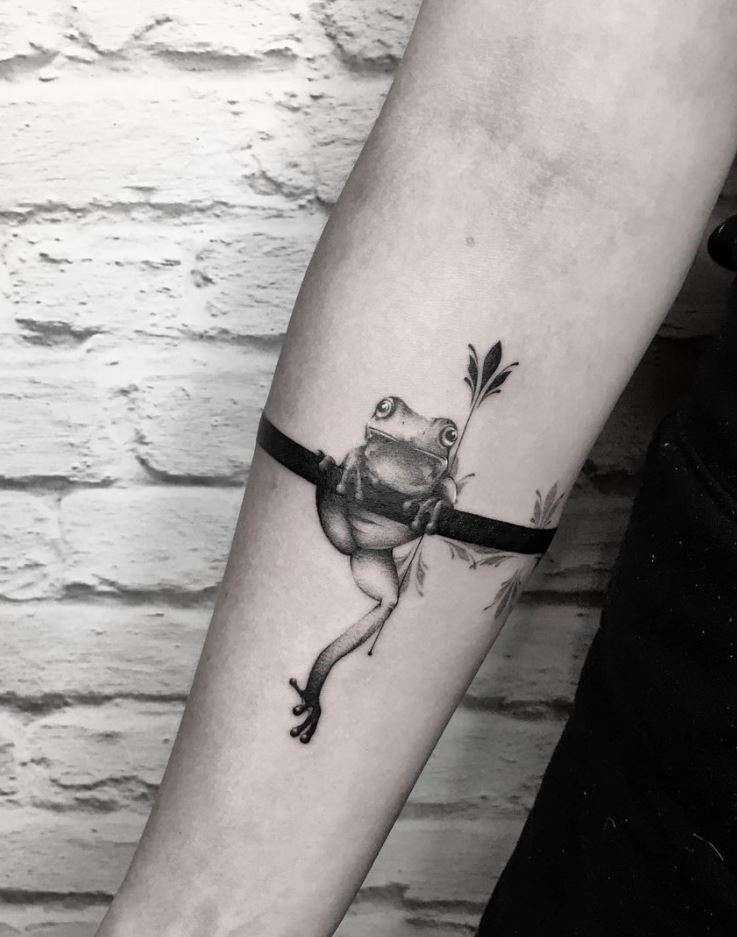 Stunning Frog Tattoo